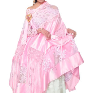 Conjunto de manta y pollera color rosado, diseño exclusivo y hecho a mano